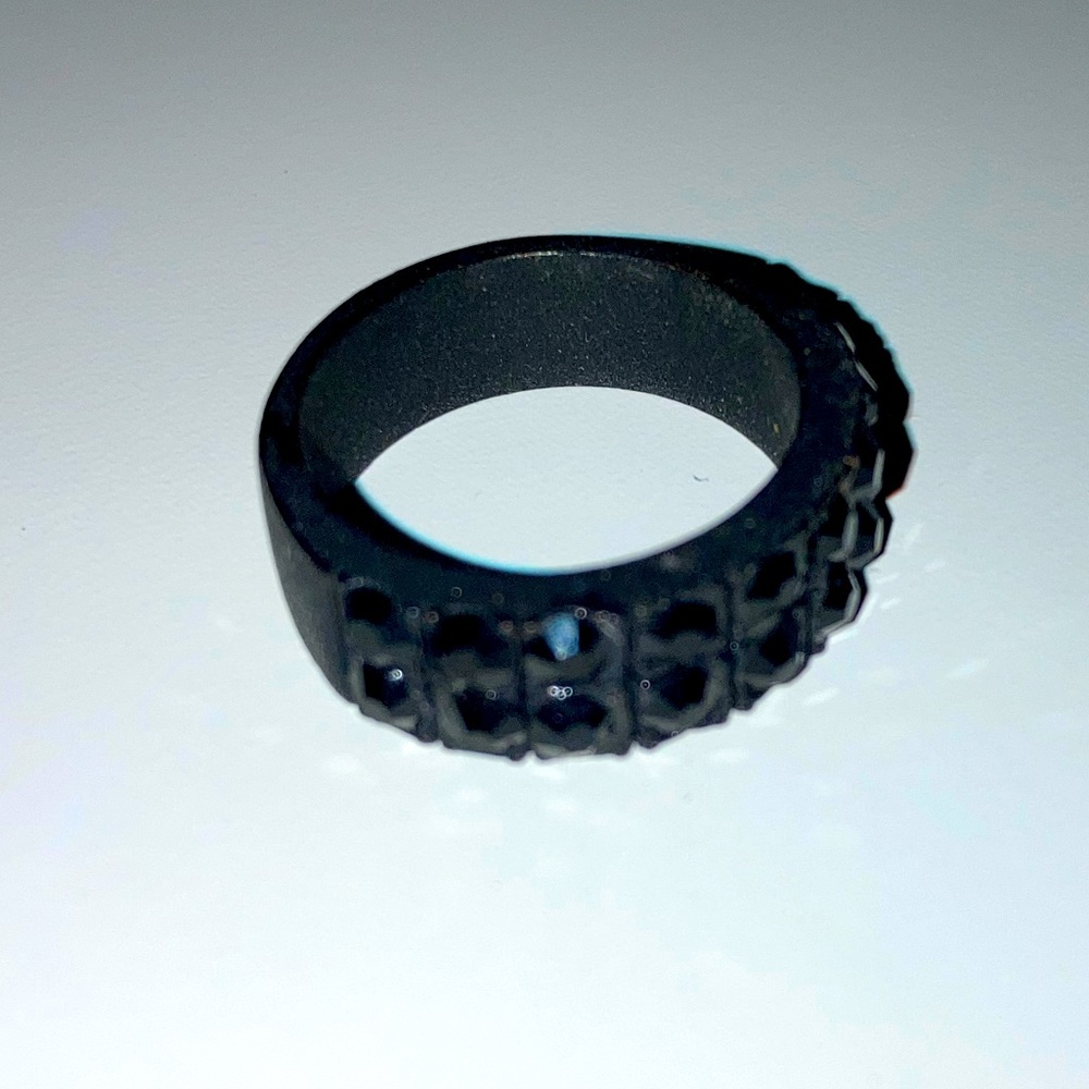 Black bedazzled ring